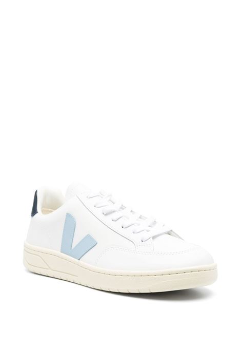 White and blue V12 low-top sneakers - women VEJA | XD0203302BWHTNTC