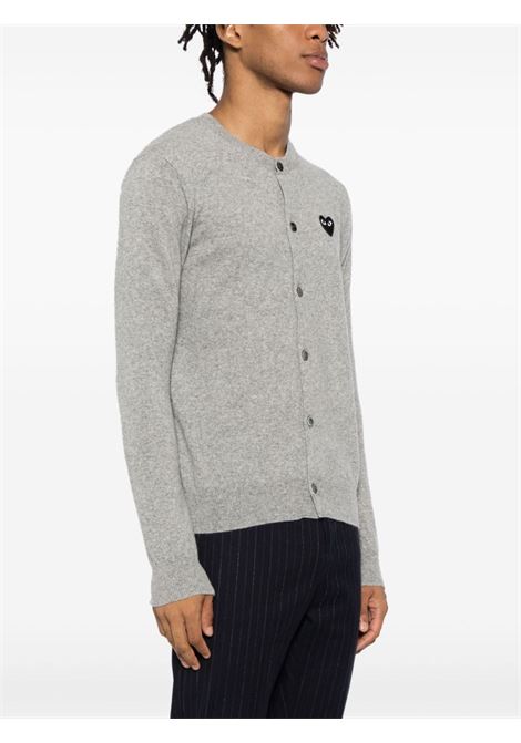 Cardigan con logo a cuore in grigio Comme des garcons play - uomo COMME DES GARCONS PLAY | AXN0230512