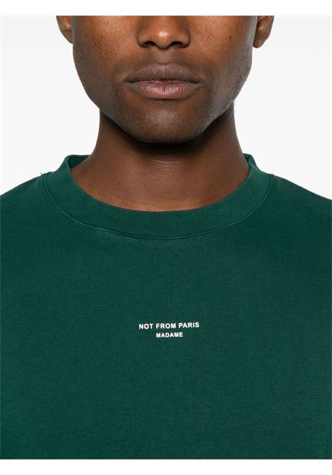 T-shirt con stampa in verde di Drôle De Monsieur - uomo DRÔLE DE MONSIEUR | PERMTS202CO002DGN
