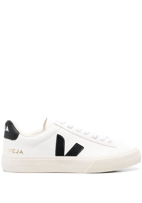 White and black Campo low-top sneakers - VEJA  men  VEJA | Sneakers | CP0501537BWHTBLK