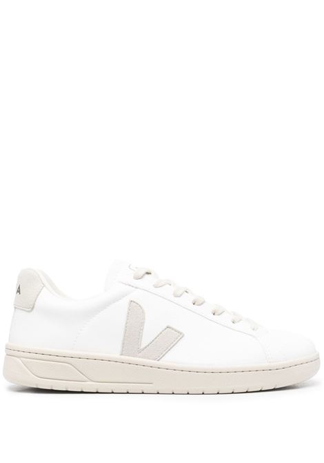 Sneakers urca in bianco - VEJA uomo VEJA | Sneakers | UC0703134BWHT