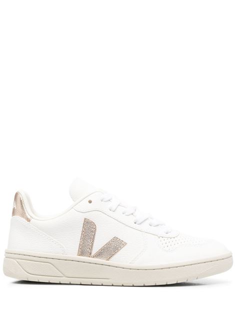 White and gold V-10 low-top sneakers - VEJA women