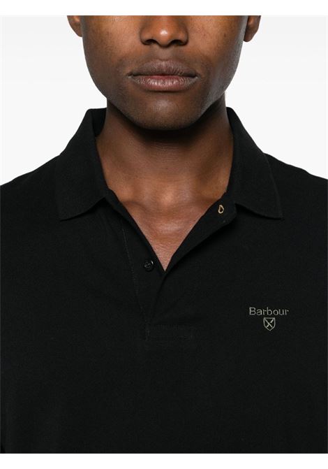 Polo con logo ricamato in nero - uomo BARBOUR | MML1367BK31