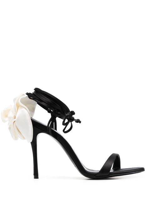 Sandali con fiore in bianco e nero - donna
