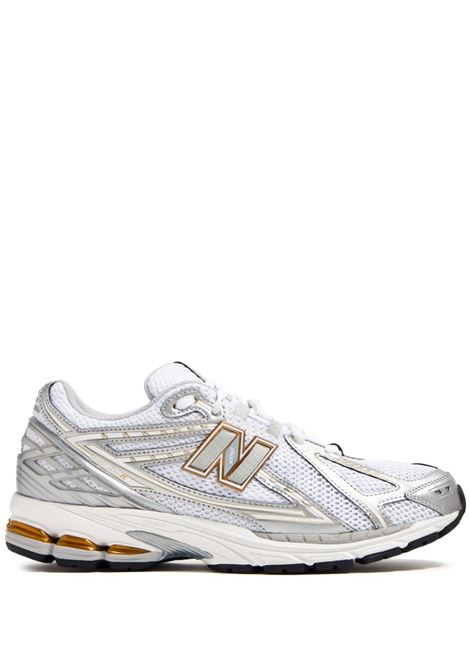 White and gold 1906 metallic-effect sneakers - unisex NEW BALANCE | M1906RIWHT