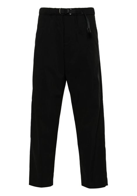 Pantaloni con piega in nero Whitesand - uomo